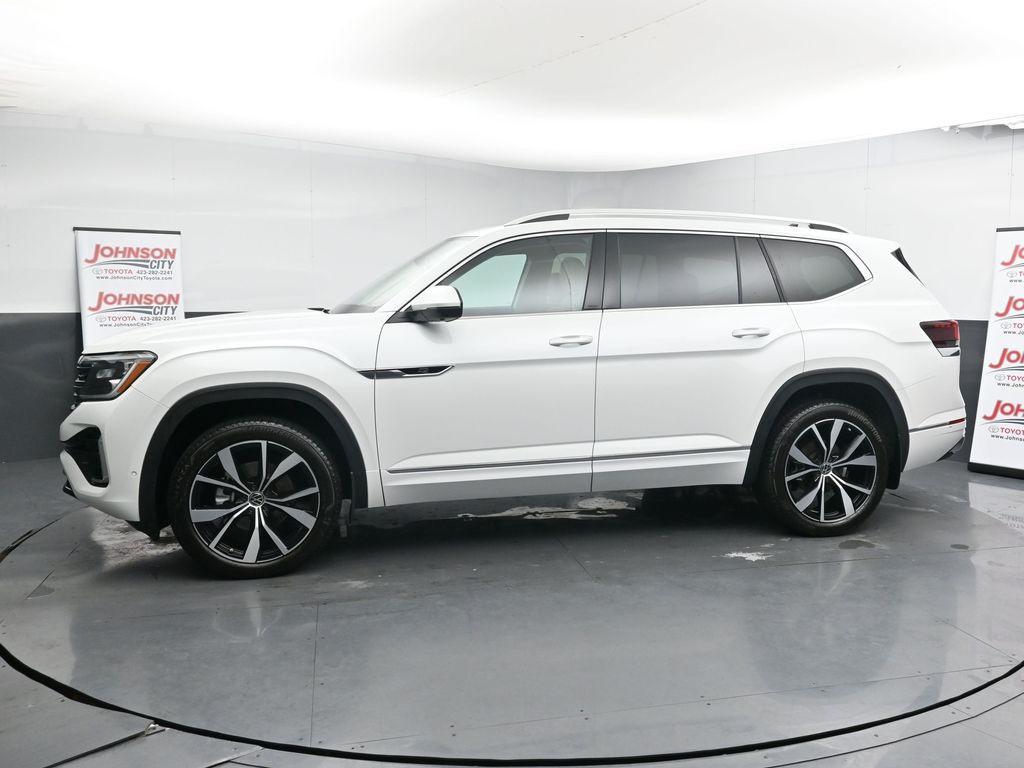 used 2024 Volkswagen Atlas car, priced at $35,992