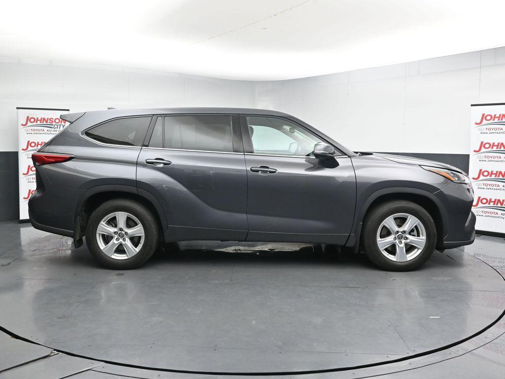 used 2020 Toyota Highlander car, priced at $22,461