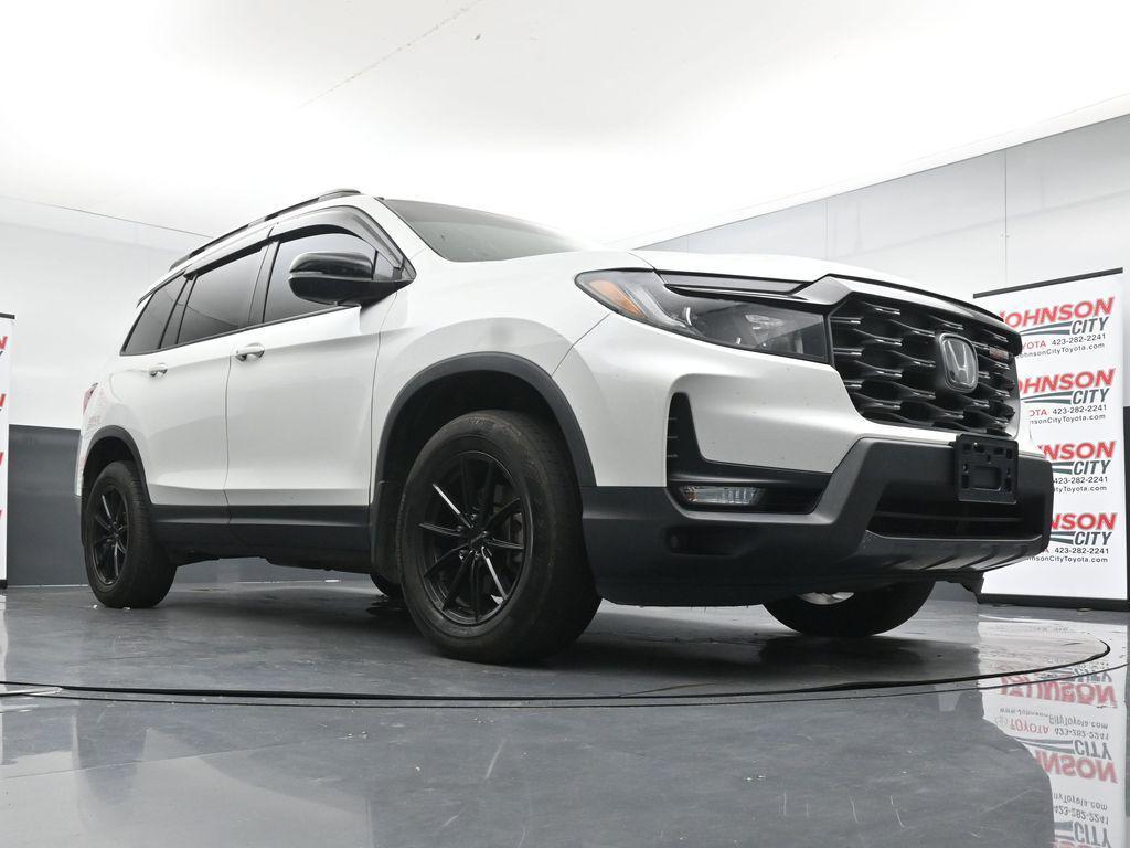 used 2022 Honda Passport car, priced at $29,158