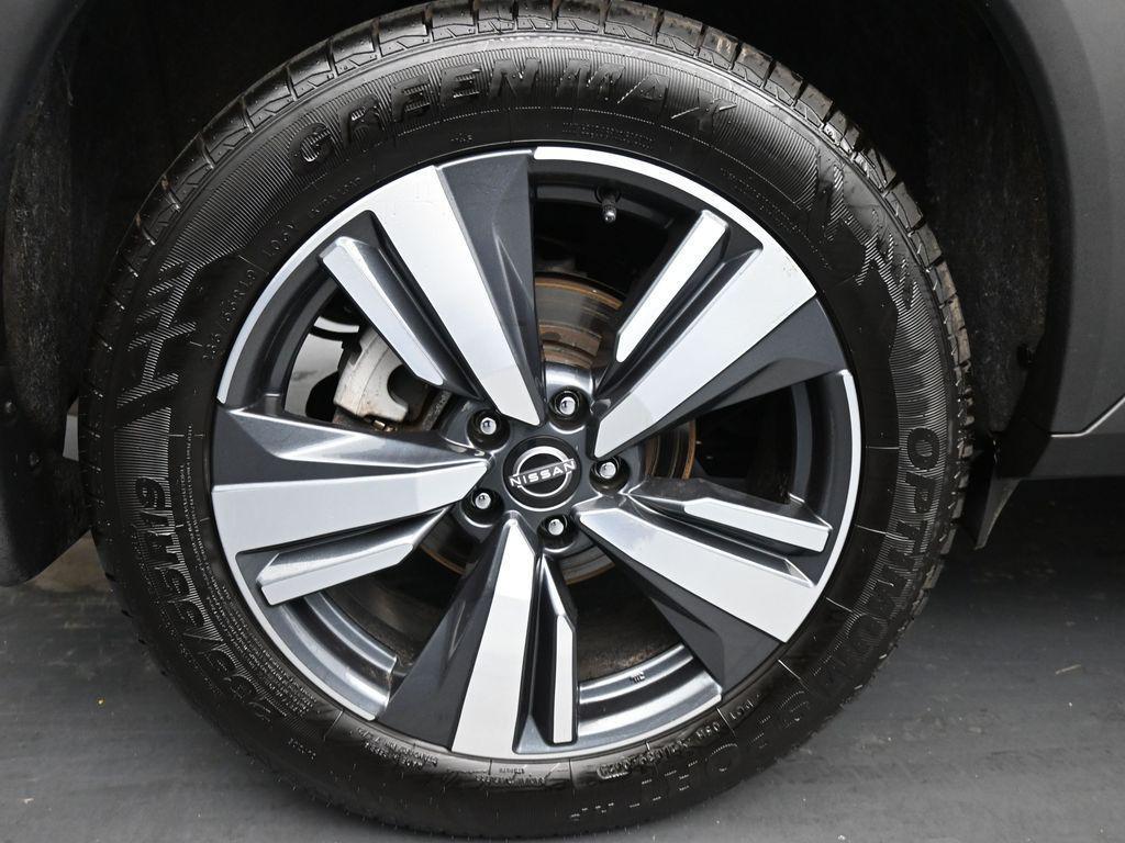 used 2023 Nissan Rogue car, priced at $23,085