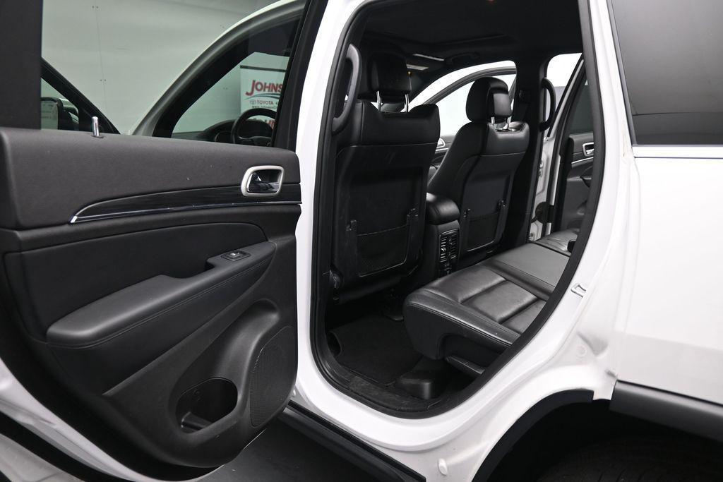 used 2020 Jeep Grand Cherokee car, priced at $25,600