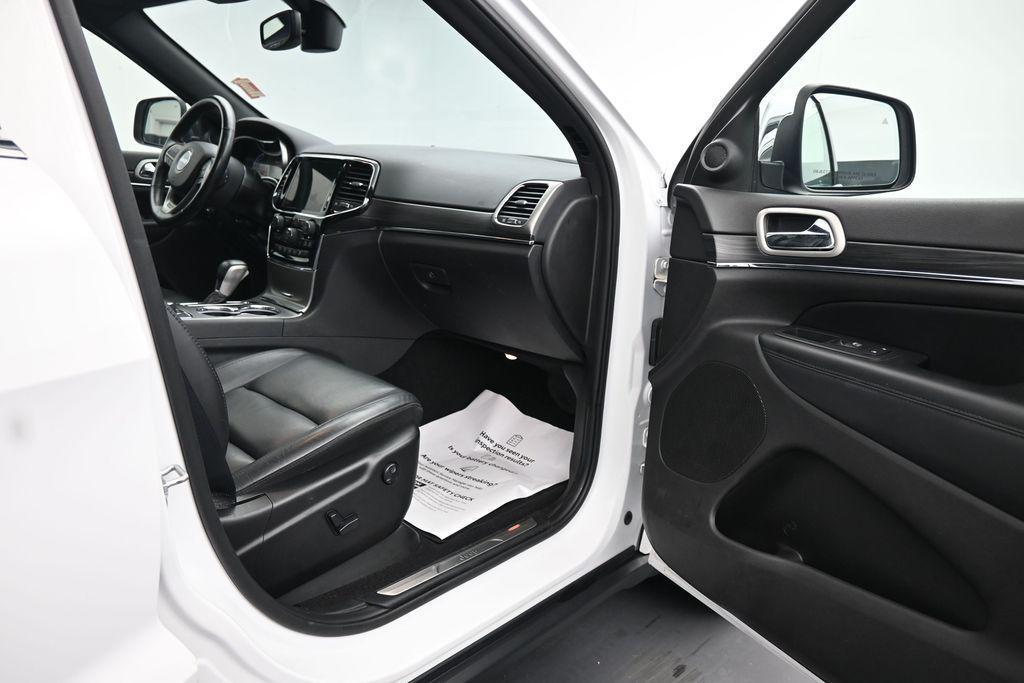 used 2020 Jeep Grand Cherokee car, priced at $25,600