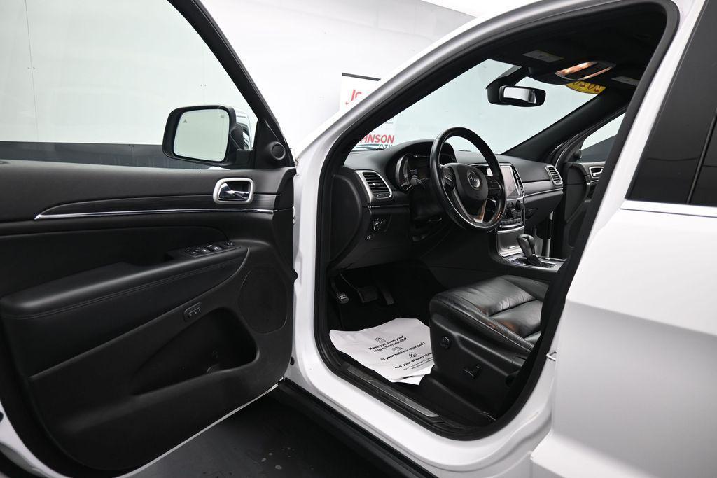 used 2020 Jeep Grand Cherokee car, priced at $25,600