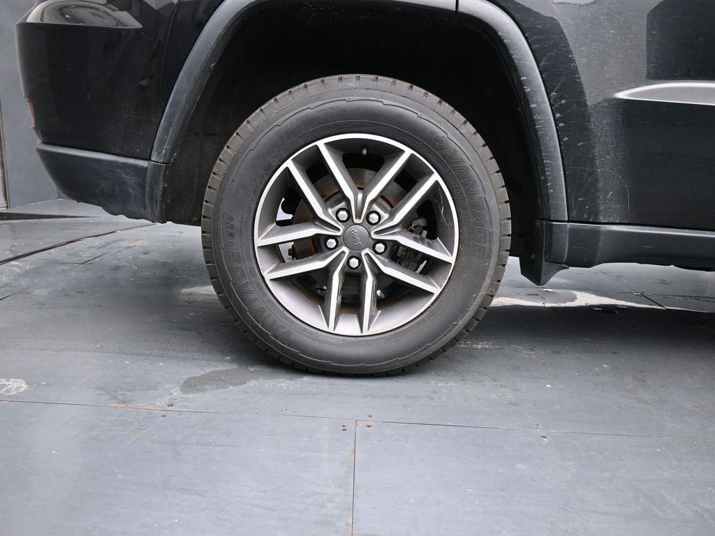 used 2021 Jeep Grand Cherokee car, priced at $22,848