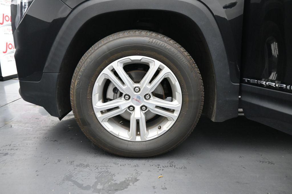used 2024 GMC Terrain car, priced at $26,222