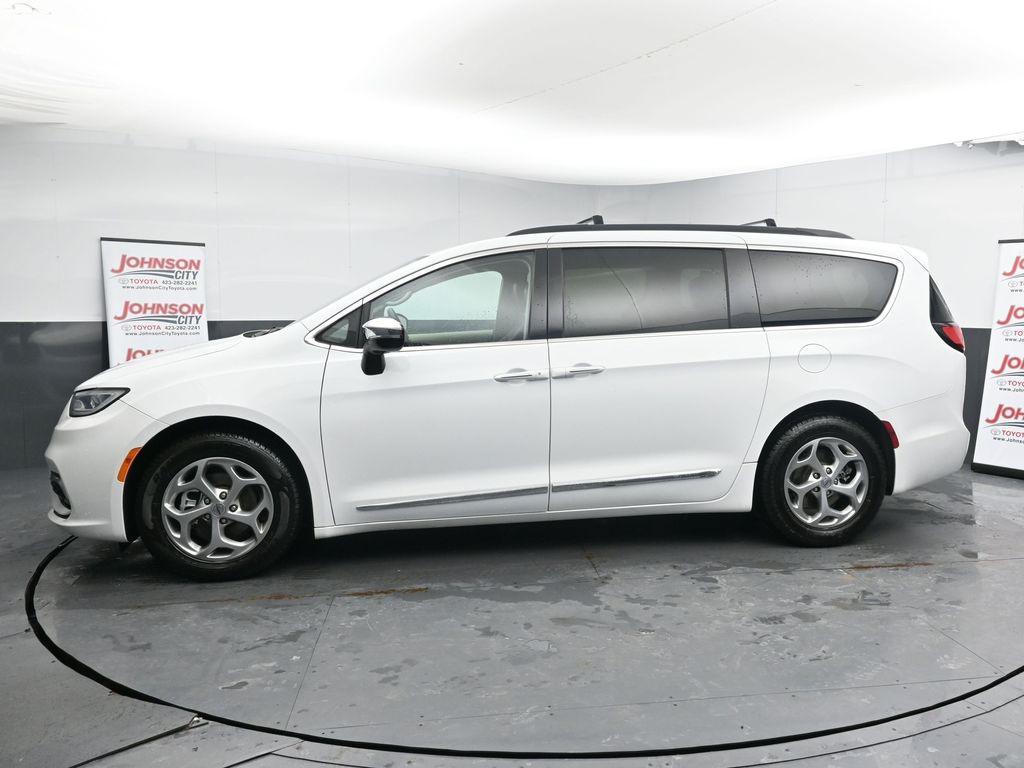 used 2023 Chrysler Pacifica car, priced at $23,058