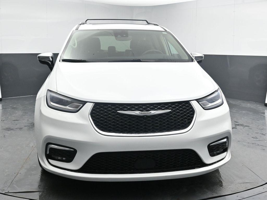 used 2023 Chrysler Pacifica car, priced at $23,058