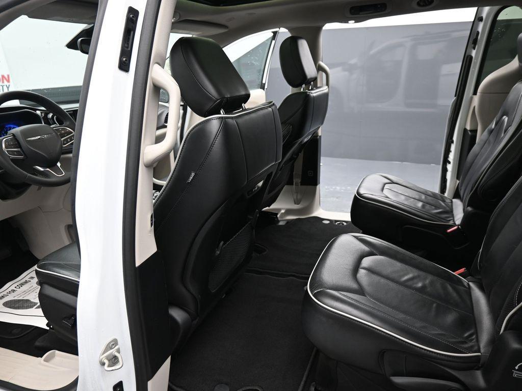 used 2023 Chrysler Pacifica car, priced at $23,058