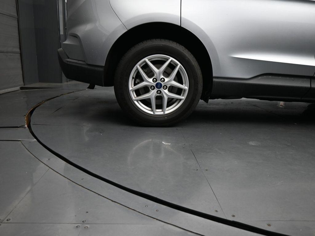 used 2022 Ford Edge car, priced at $21,191