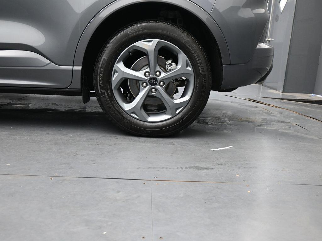used 2024 Ford Escape car, priced at $20,655