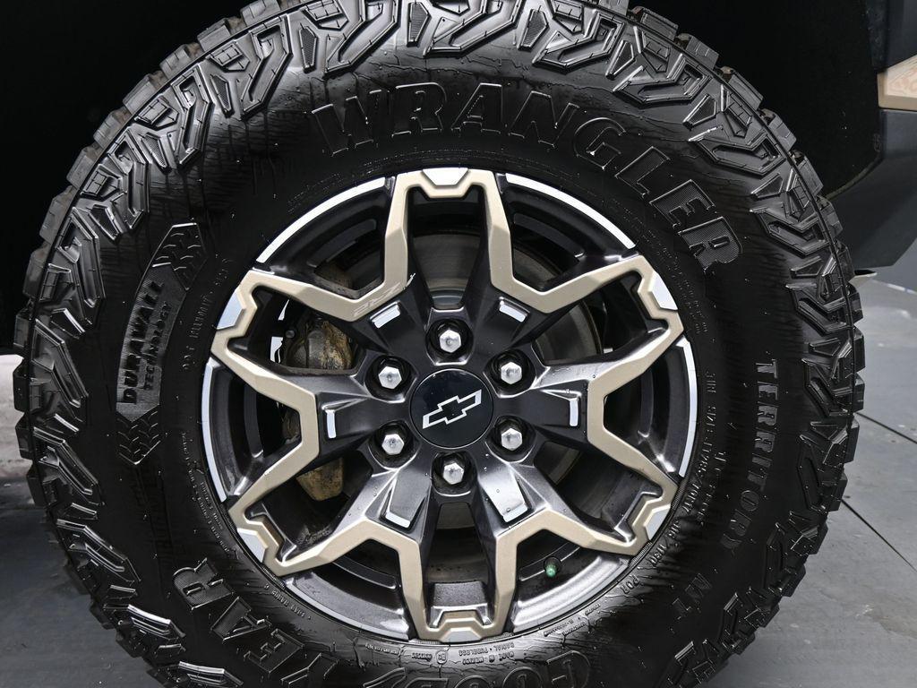 used 2024 Chevrolet Colorado car, priced at $43,484