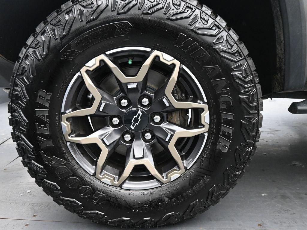 used 2024 Chevrolet Colorado car, priced at $43,484