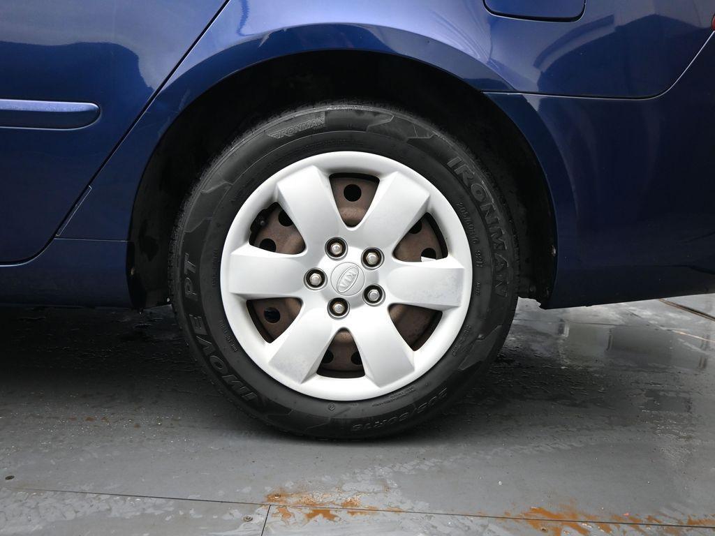 used 2007 Kia Optima car, priced at $4,200