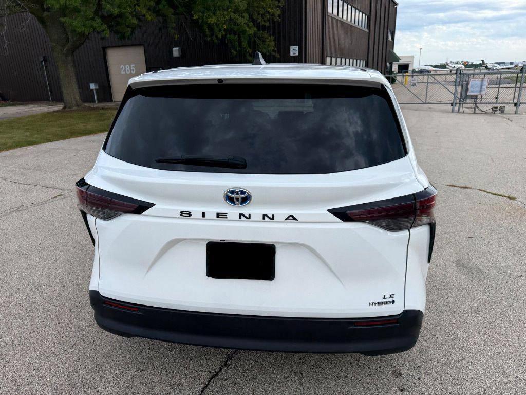 used 2024 Toyota Sienna car, priced at $38,714