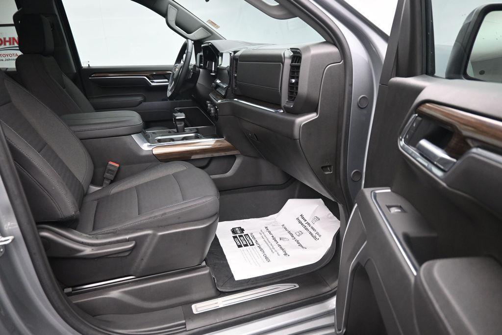 used 2025 Chevrolet Silverado 1500 car, priced at $47,505