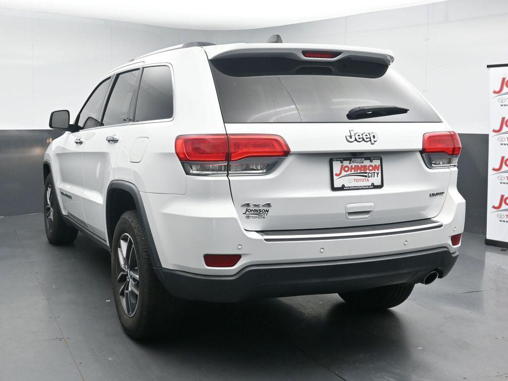 used 2017 Jeep Grand Cherokee car, priced at $15,227