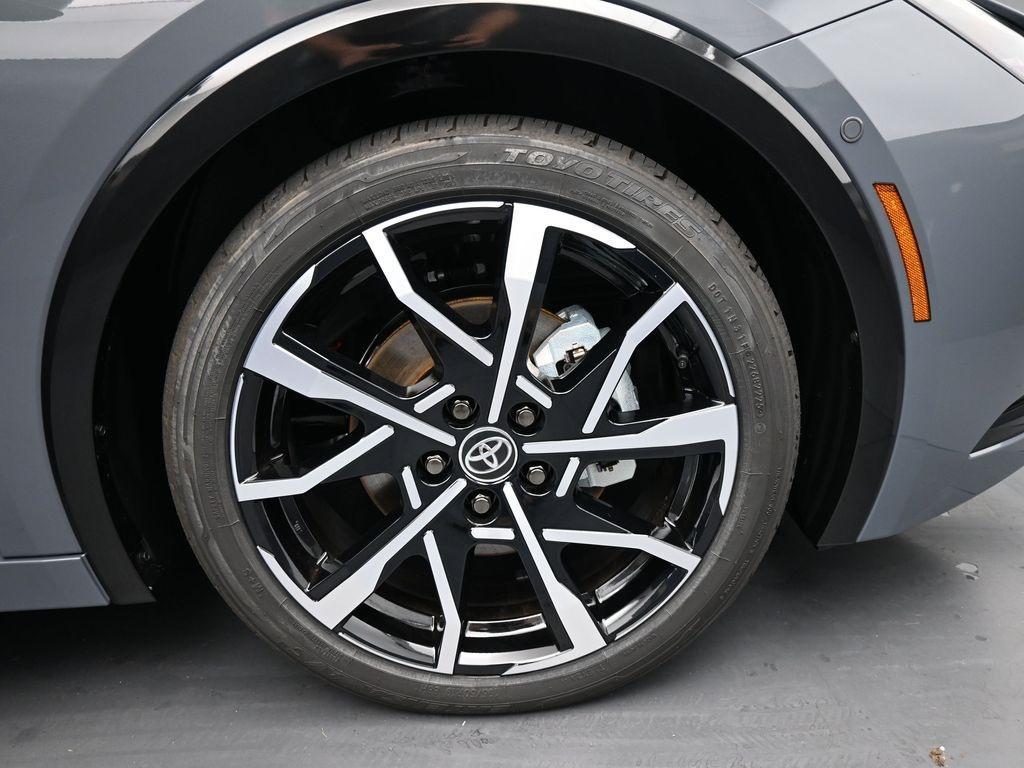 new 2025 Toyota Prius Plug-In Hybrid car, priced at $43,819