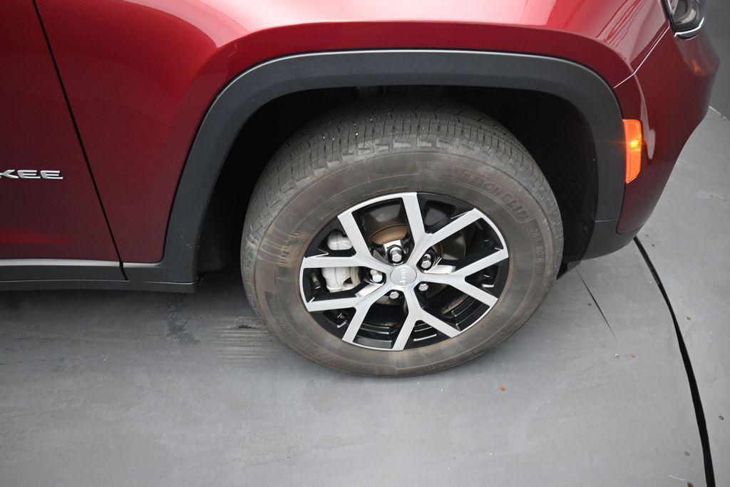 used 2023 Jeep Grand Cherokee car, priced at $34,474