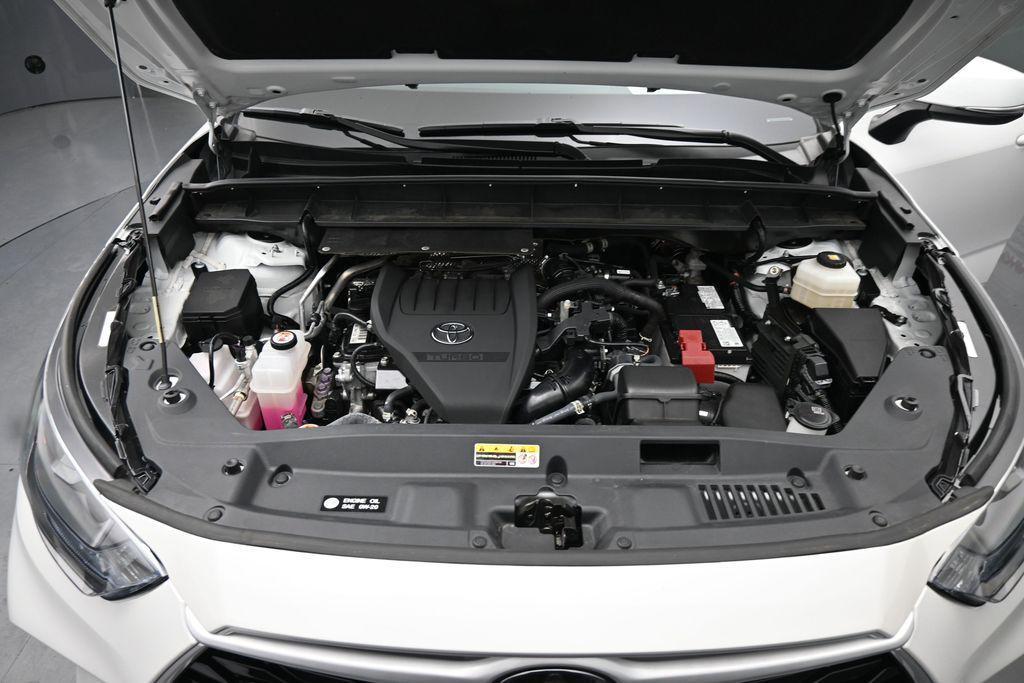 used 2024 Toyota Highlander car, priced at $41,300