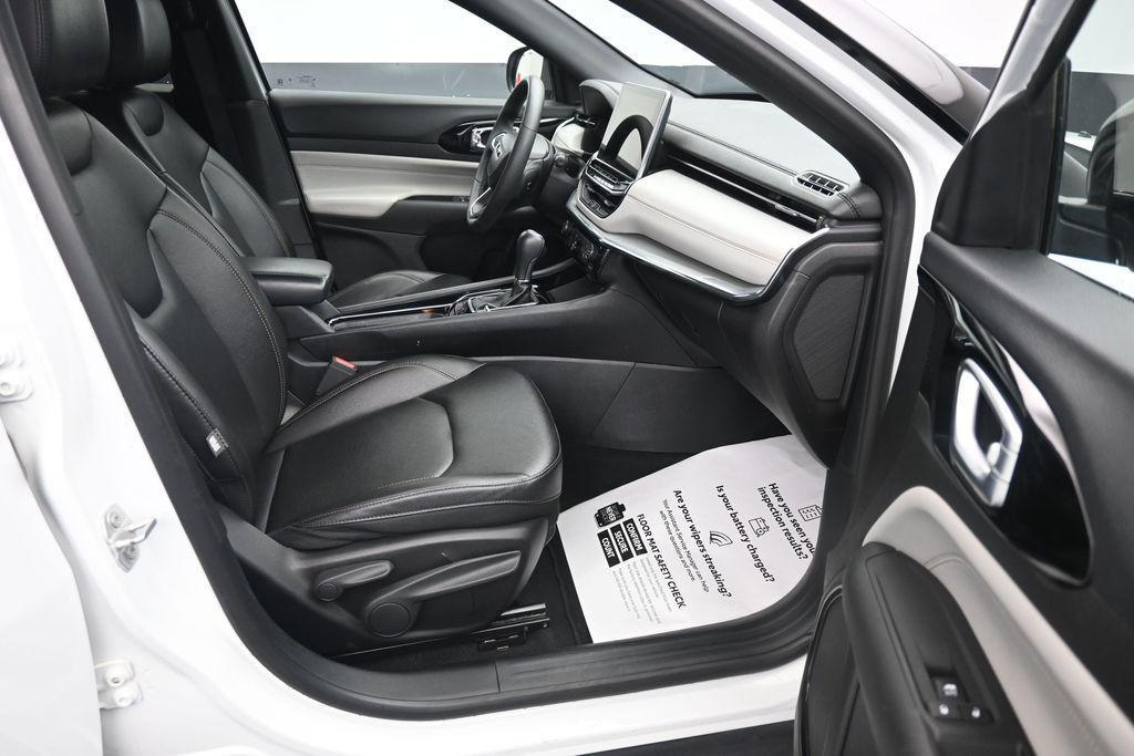 used 2024 Jeep Compass car, priced at $24,010