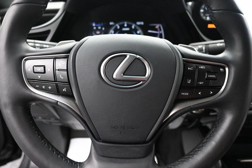 used 2023 Lexus ES 350 car, priced at $34,370