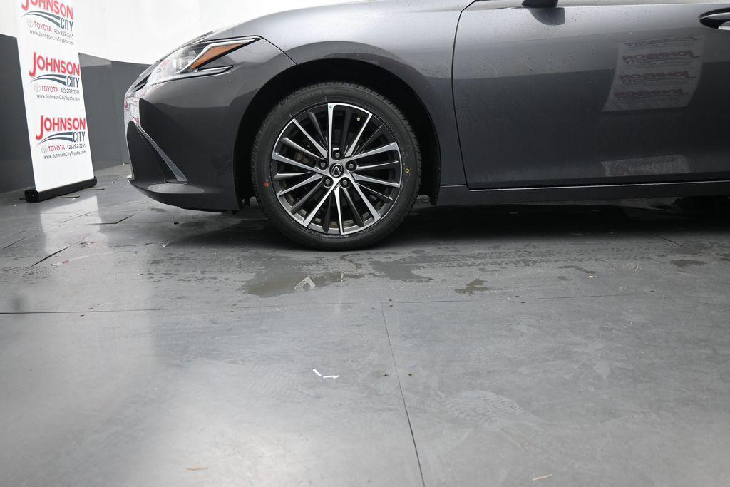 used 2023 Lexus ES 350 car, priced at $34,370