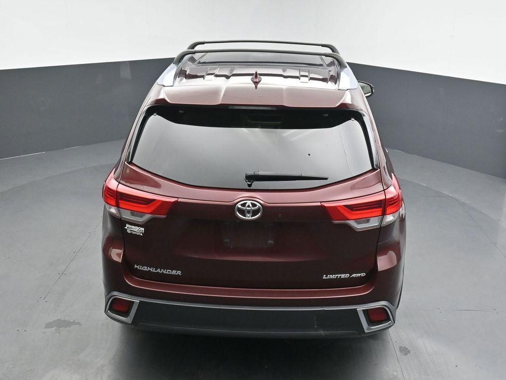 used 2018 Toyota Highlander car, priced at $28,603