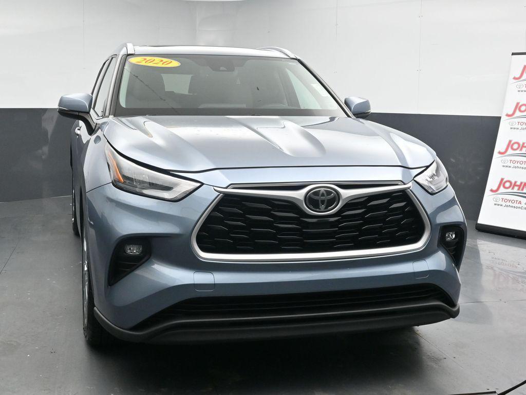 used 2020 Toyota Highlander car, priced at $29,062