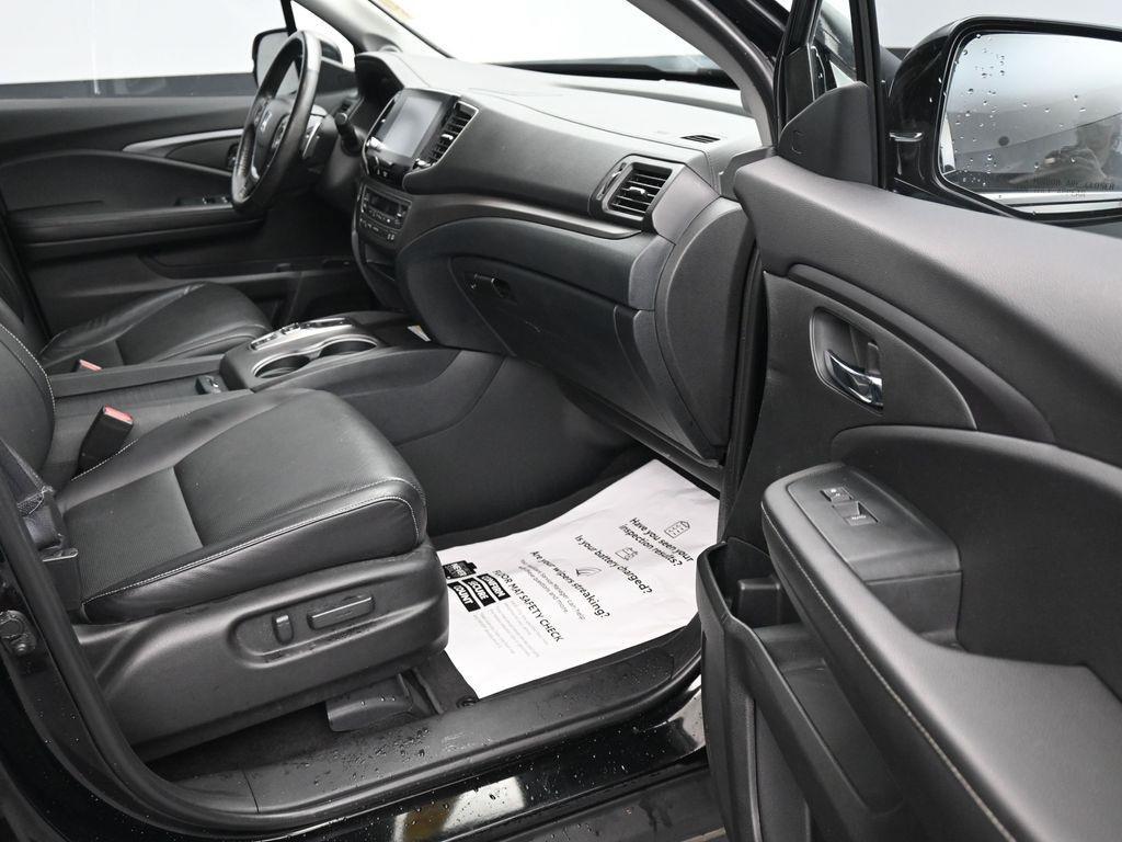 used 2023 Honda Ridgeline car, priced at $32,594