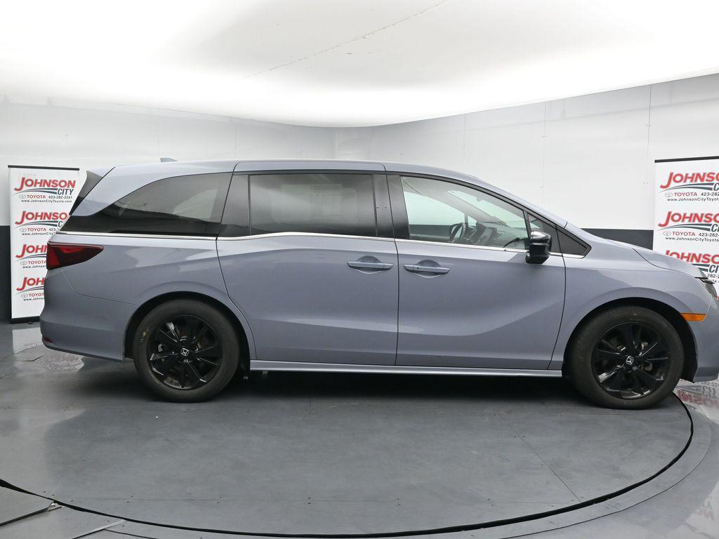 used 2024 Honda Odyssey car, priced at $39,740