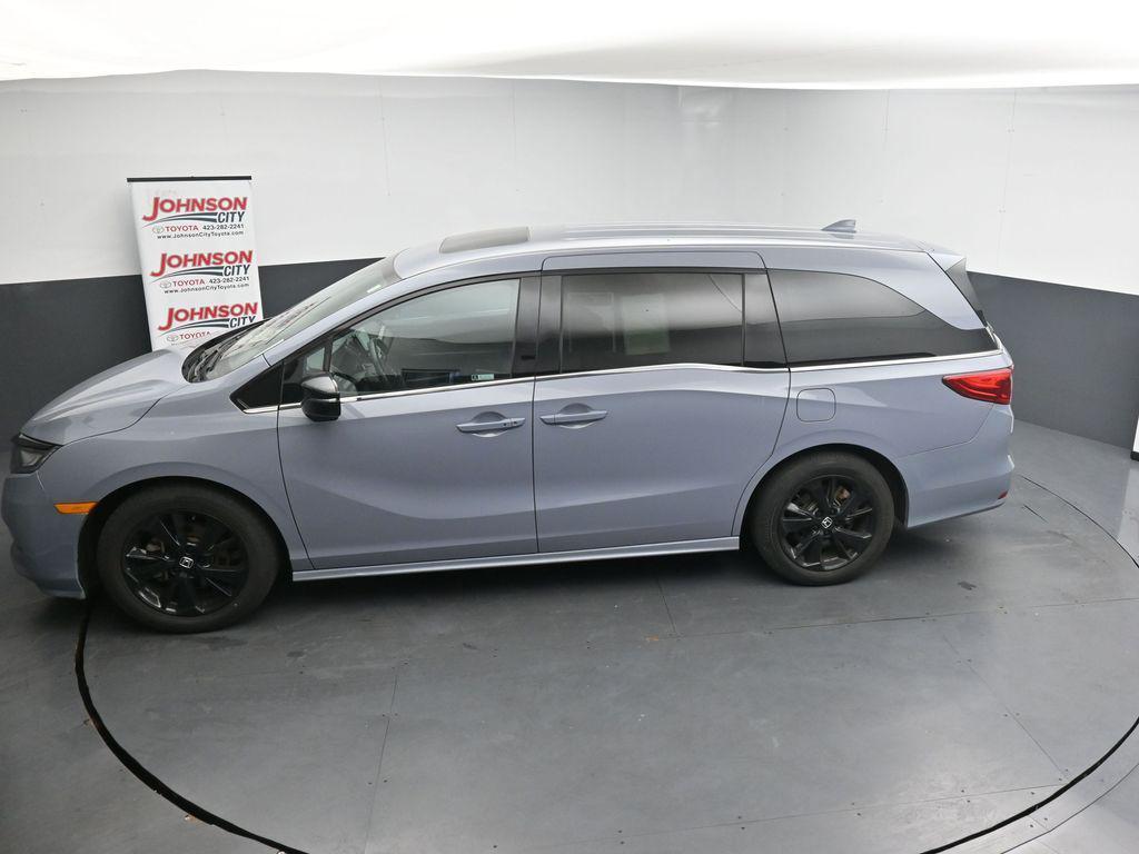 used 2024 Honda Odyssey car, priced at $39,740