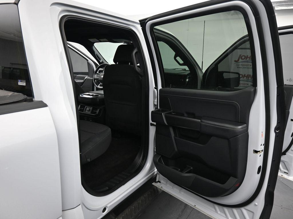 used 2021 Ford F-150 car, priced at $35,984