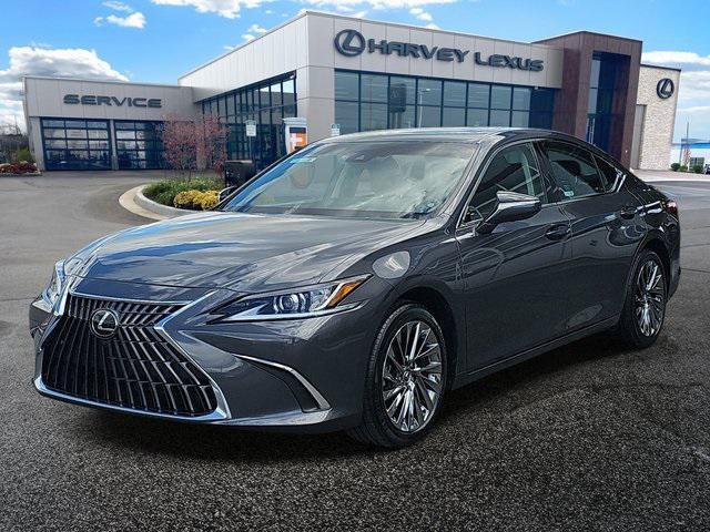 used 2024 Lexus ES 300h car, priced at $43,960