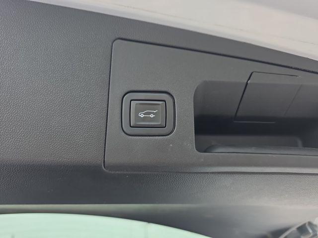 used 2020 Cadillac XT5 car, priced at $30,950