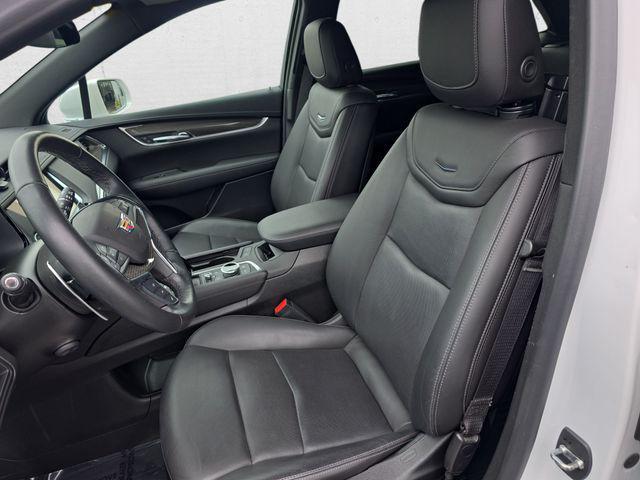 used 2020 Cadillac XT5 car, priced at $30,950