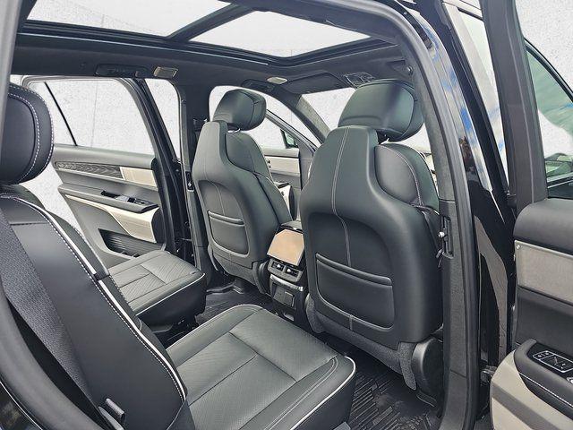 new 2026 Cadillac VISTIQ car, priced at $100,210