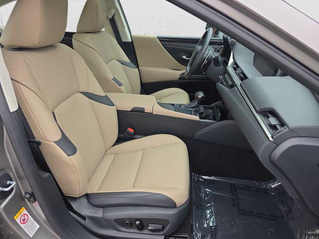used 2019 Lexus ES 350 car, priced at $34,988