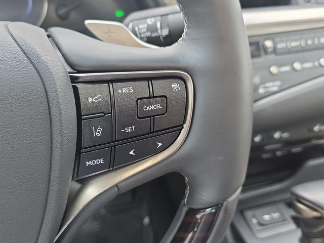 used 2019 Lexus ES 350 car, priced at $34,988