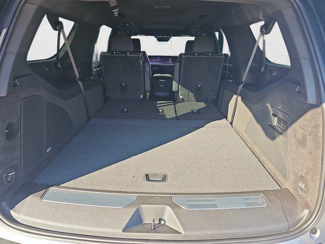 new 2026 Cadillac Escalade ESV car, priced at $117,665