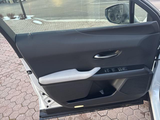 new 2025 Lexus UX 300h car, priced at $45,444