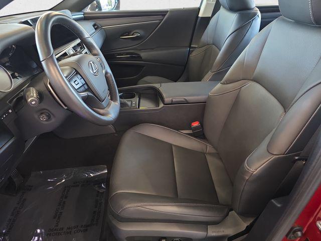 used 2025 Lexus ES 300h car, priced at $44,925