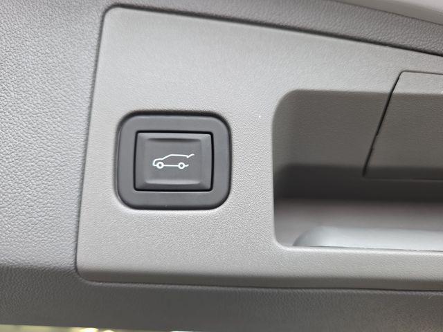 new 2026 Cadillac XT5 car, priced at $63,120