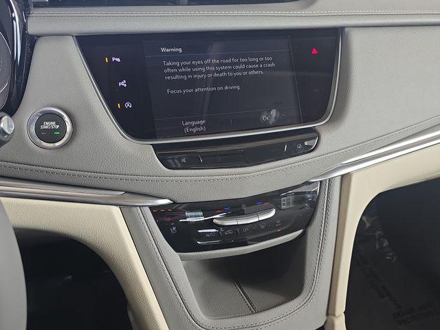 new 2026 Cadillac XT5 car