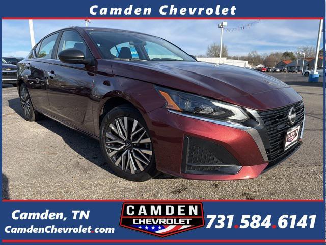 used 2025 Nissan Altima car, priced at $19,999