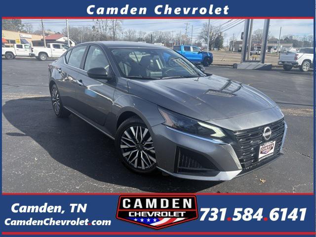 used 2025 Nissan Altima car, priced at $19,999