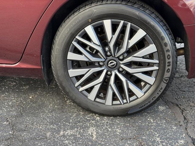 used 2025 Nissan Altima car, priced at $18,777