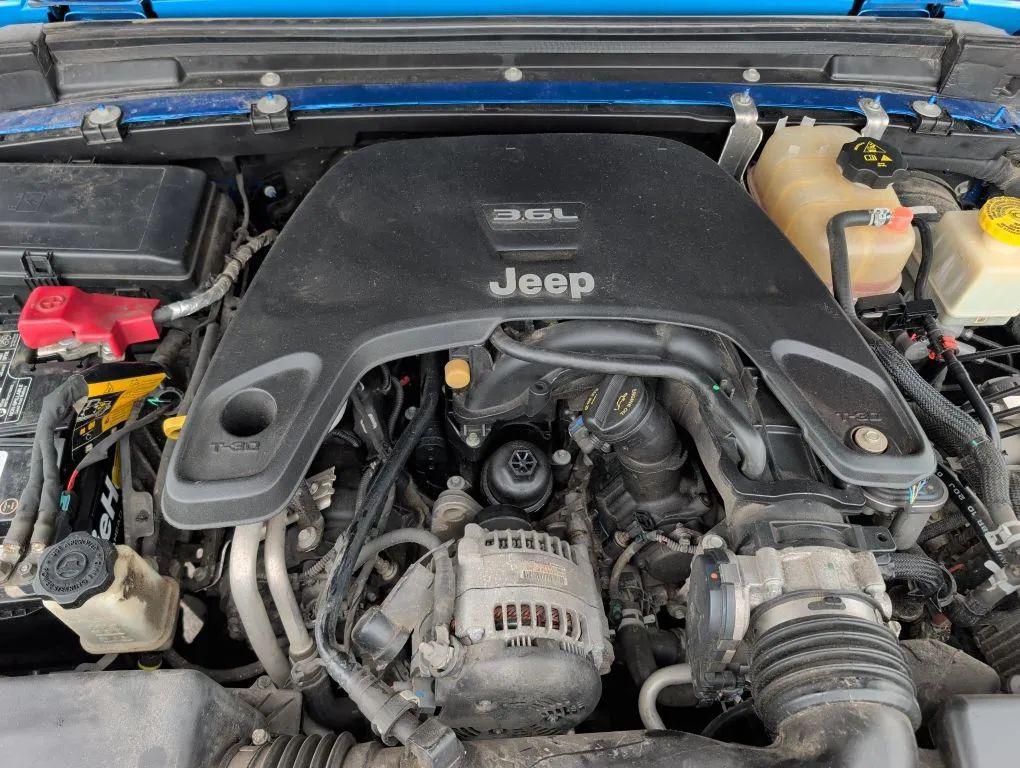 used 2021 Jeep Gladiator car, priced at $21,758