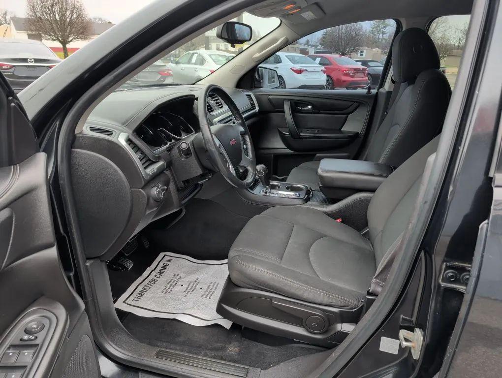 used 2015 GMC Acadia car, priced at $7,977