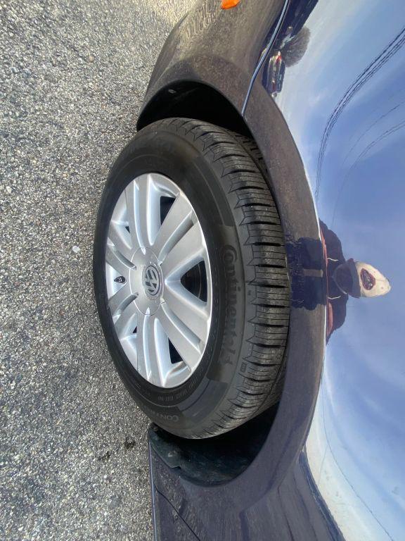 used 2009 Volkswagen Eos car, priced at $6,333