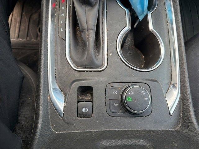 used 2023 Chevrolet Traverse car, priced at $29,635